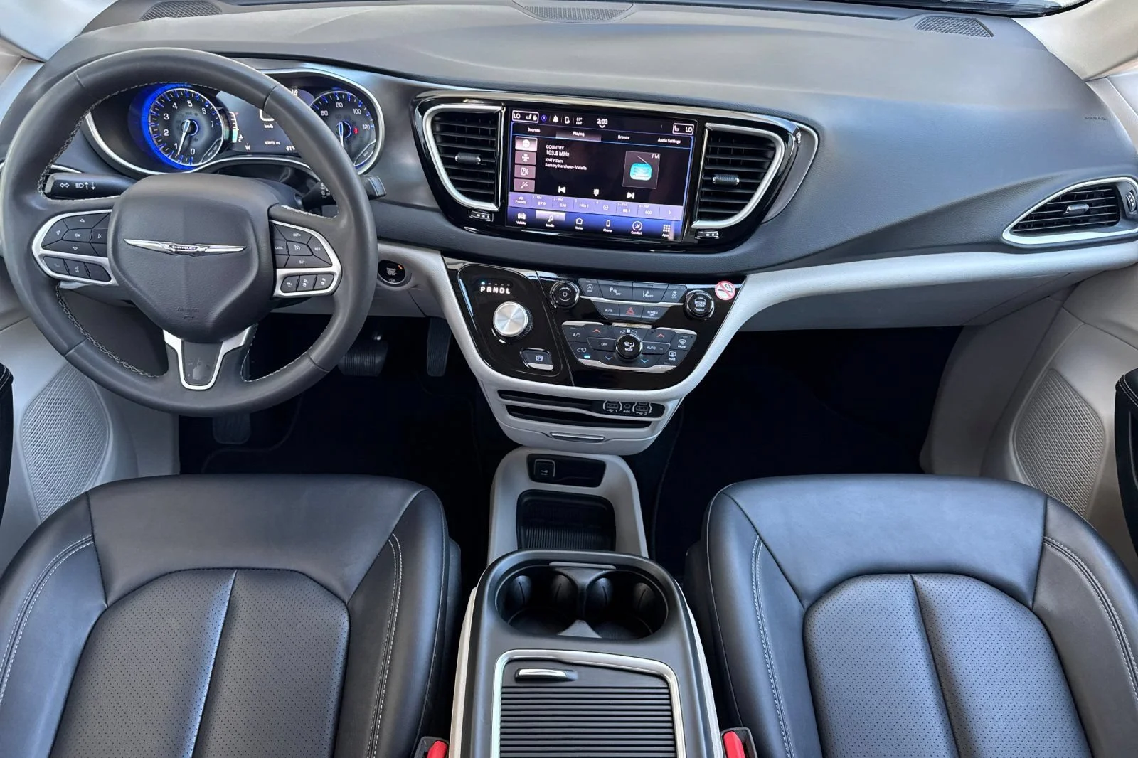 2024 Chrysler Pacifica Touring L - Photo 14