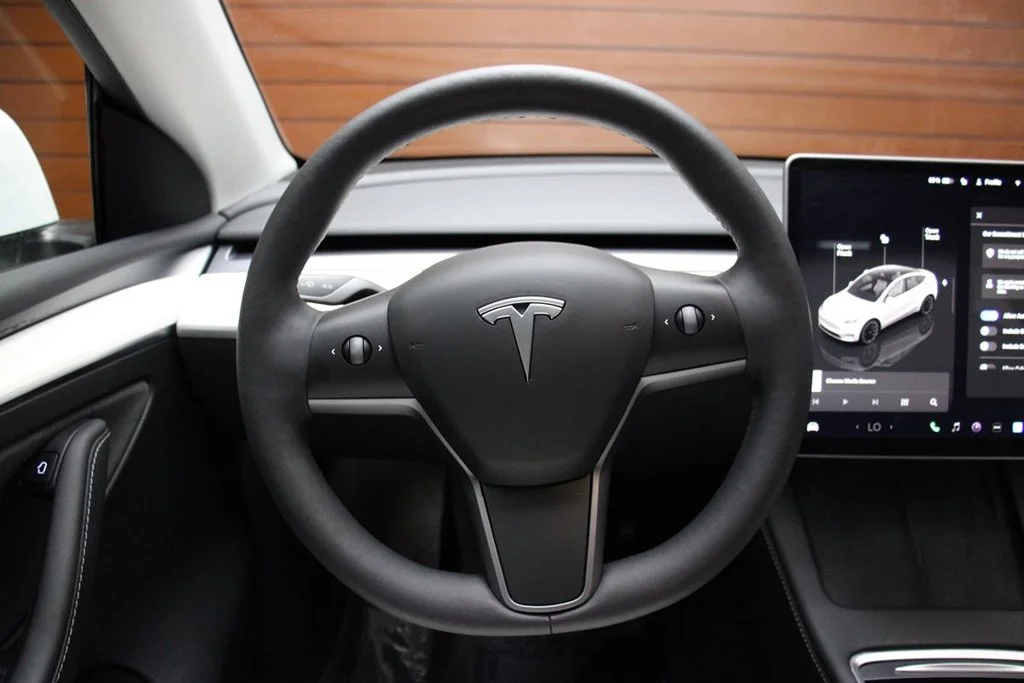 Used 2023 Pearl White Multi-Coat Tesla Long Range image 29