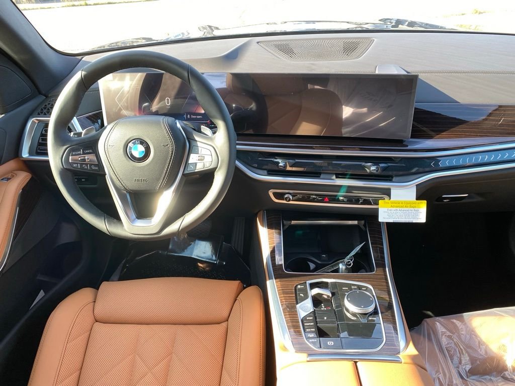 New 2026 Black Sapphire Metallic BMW xDrive40i image 9