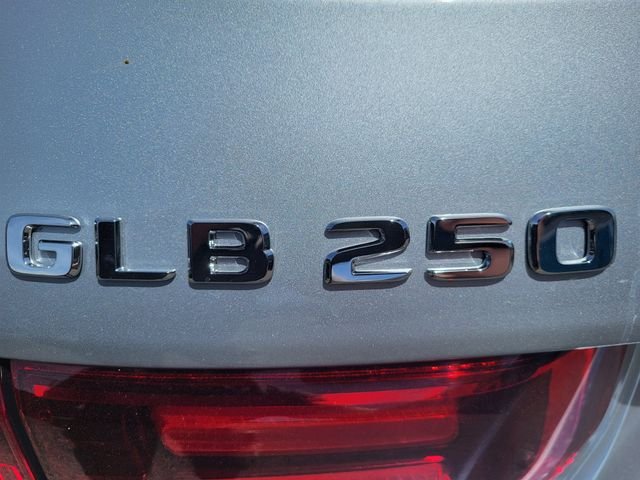 New 2026 Cirrus Silver Metallic Mercedes-Benz GLB 250 image 13