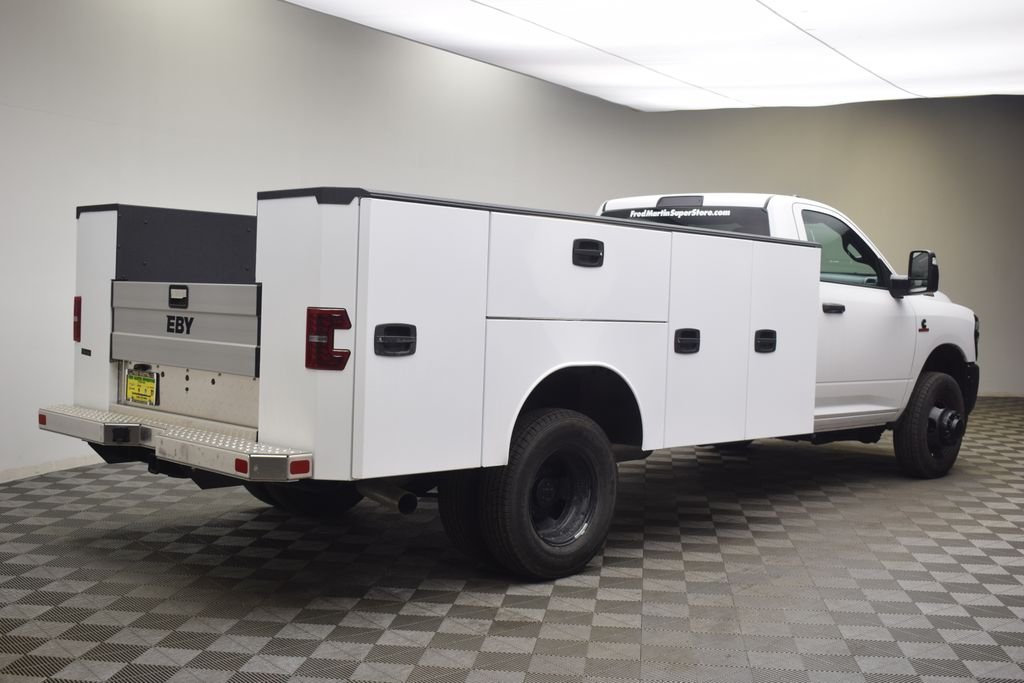 New 2026 Bright White Clear-Coat Exterior Paint RAM Tradesman image 6