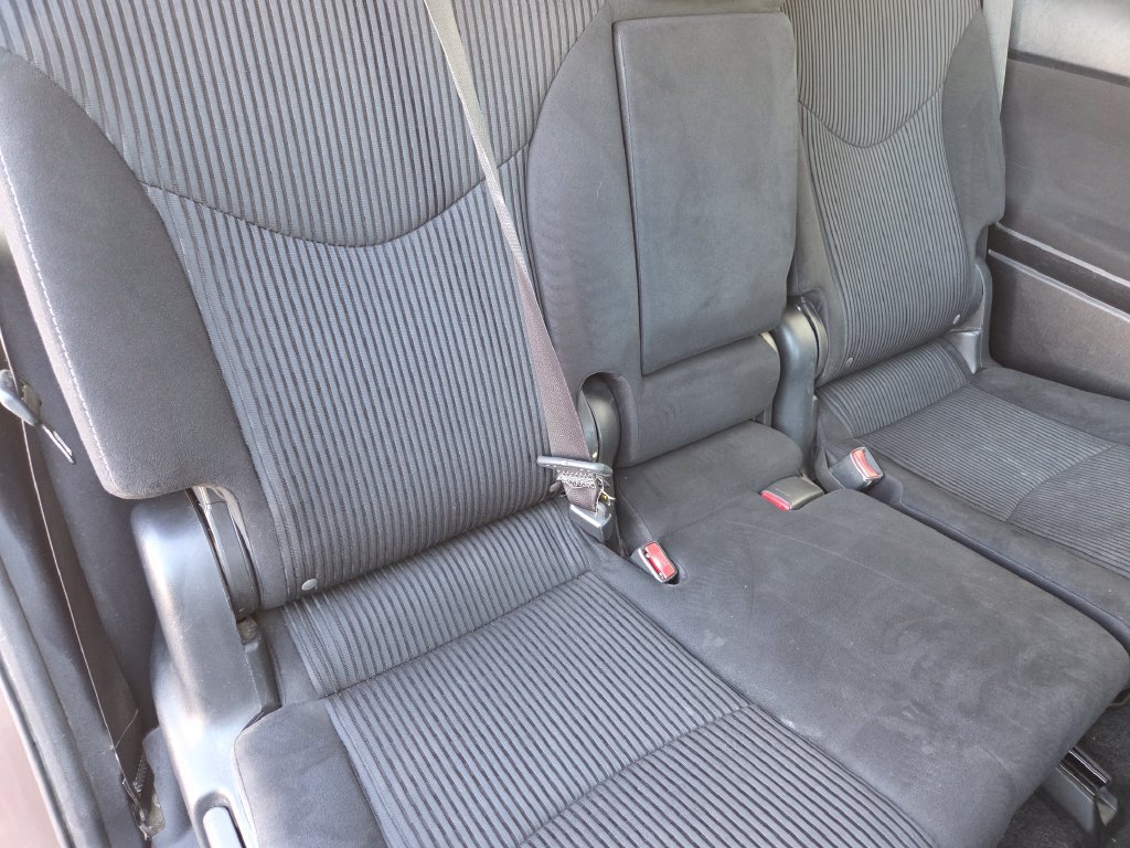 Used 2015 Brown Toyota Three image 19