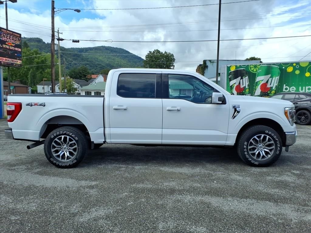Used 2021 White Ford Lariat image 8