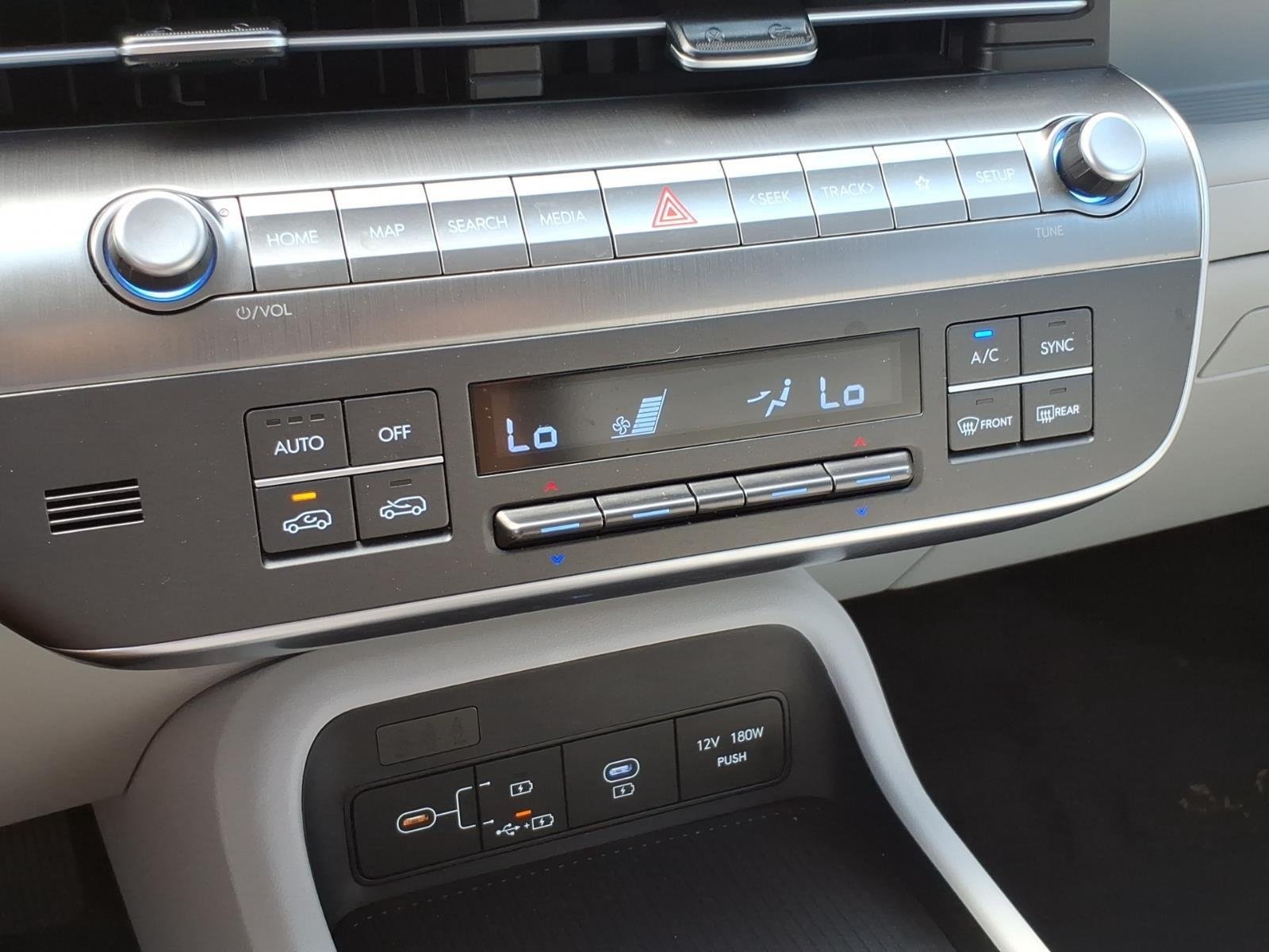 Used 2025 Abyss Black Pearl Hyundai SEL image 20