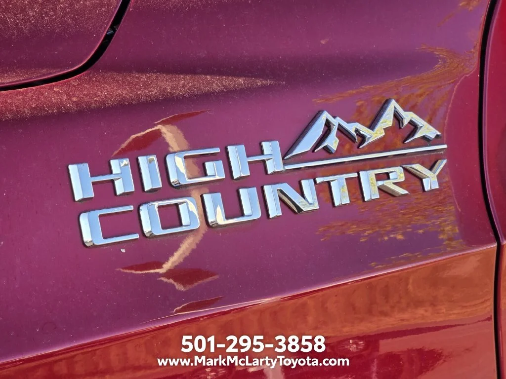 Used 2021 Red Chevrolet High Country image 8
