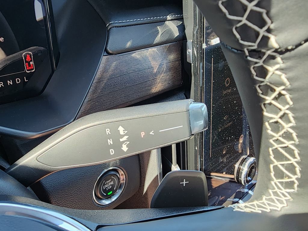 2026 GMC Acadia Denali Ultimate - Photo 25