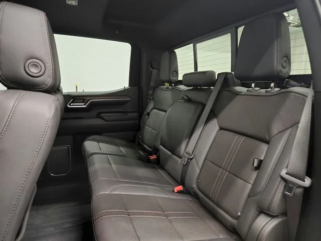 Used 2024 Black Chevrolet High Country image 33