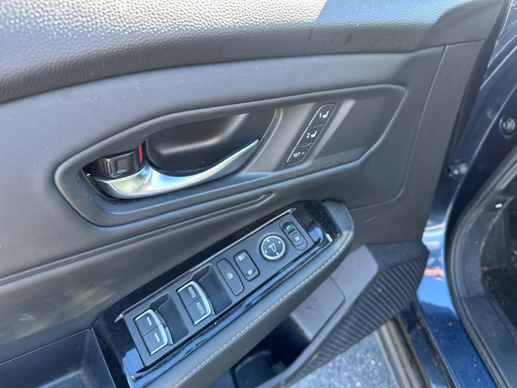 Used 2024 Blue Honda Touring image 18
