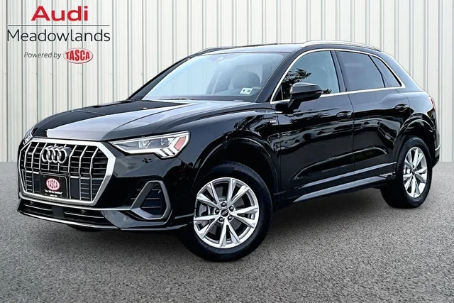 2025 Audi Q3 Premium