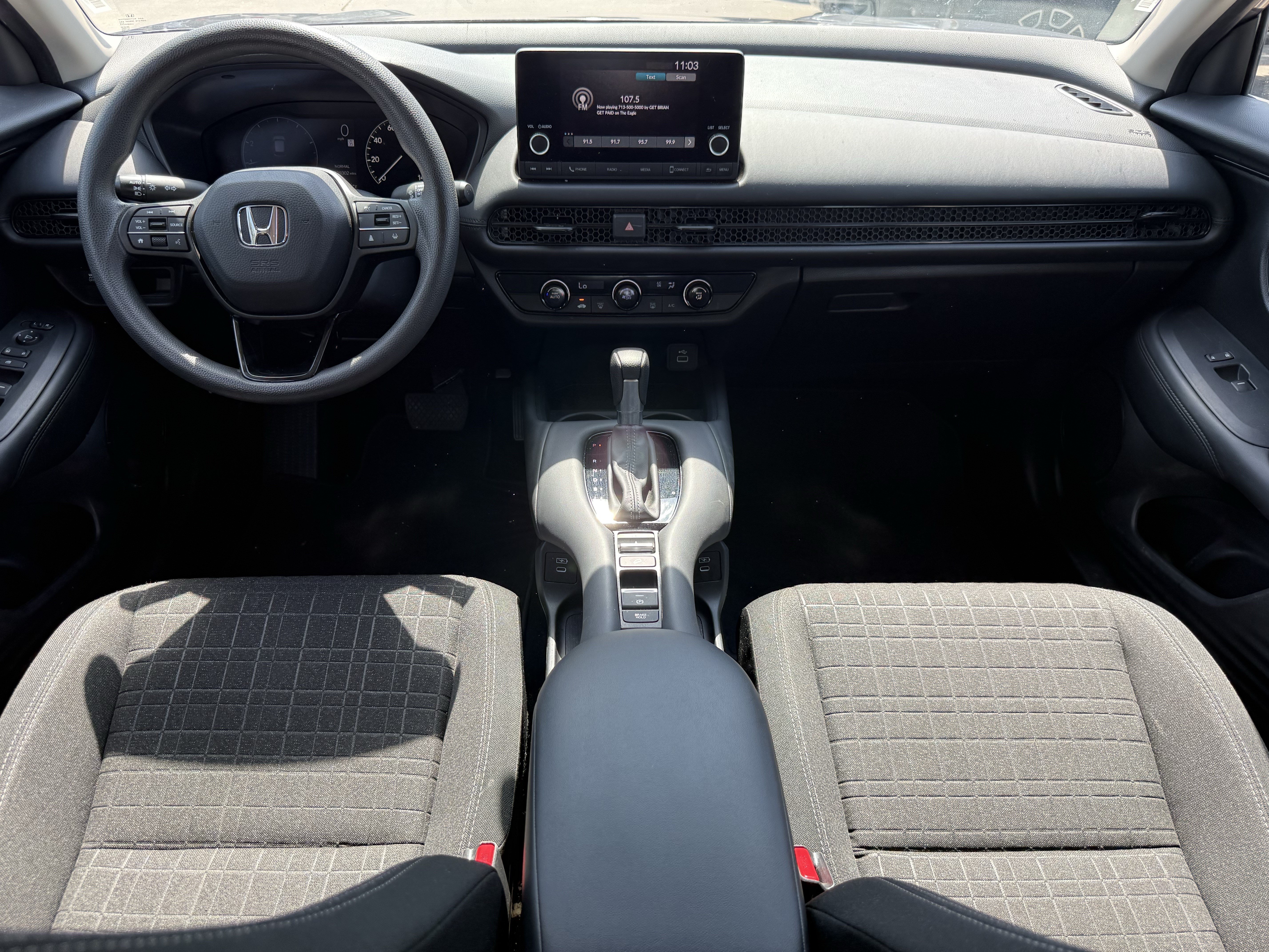 2025 Honda HR-V LX - Photo 12