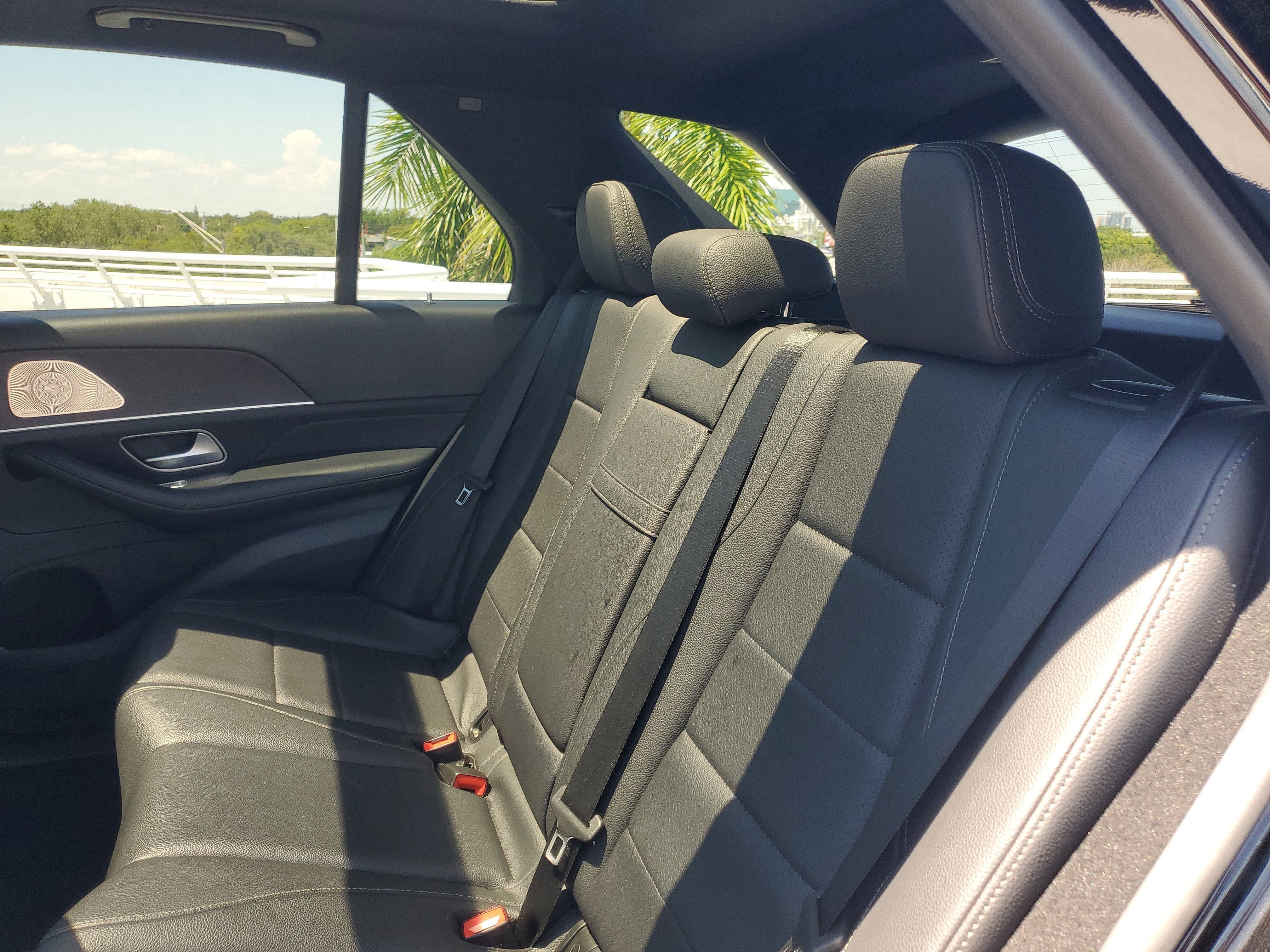 Used 2022 Black Mercedes-Benz GLE 350 image 13