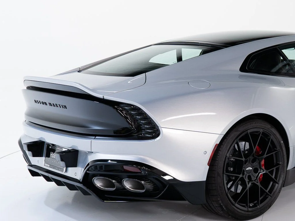 Certified Used 2025 Lightning Silver Aston Martin  image 5