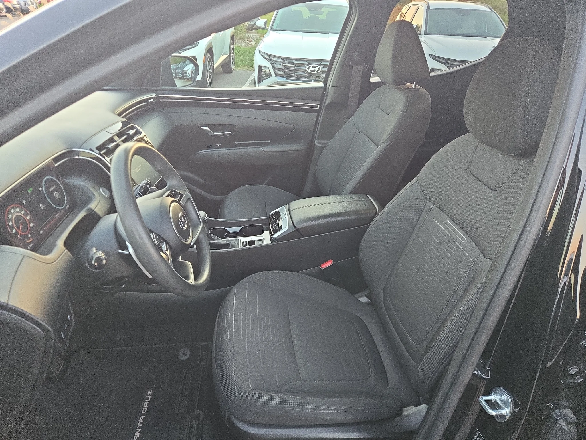 Used 2023 Phantom Black Hyundai NIGHT image 9