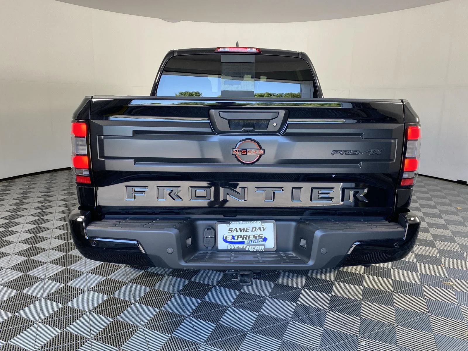 2026 Nissan Frontier PRO-4X - Photo 17