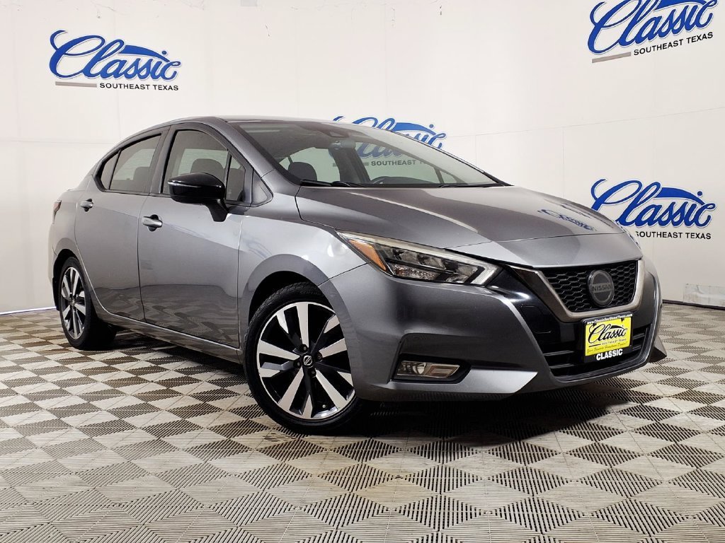 2020 Nissan Versa Sedan SR