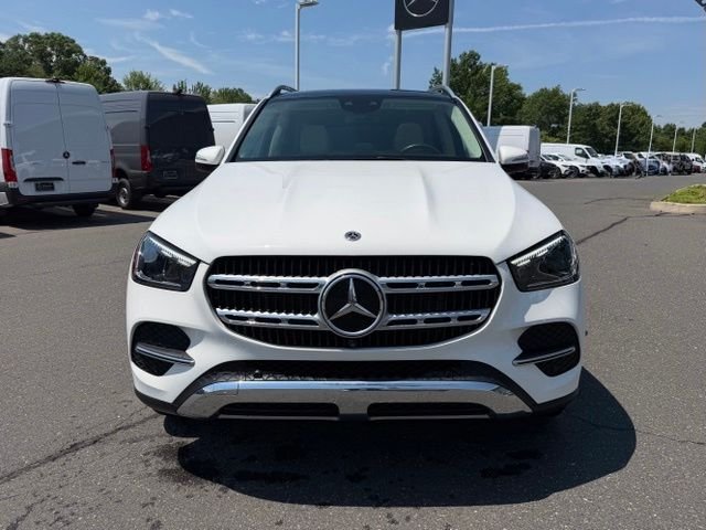 Used 2024  Mercedes-Benz GLE 450 image 2