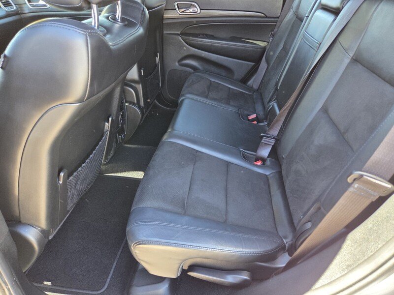 Used 2019 Billet Silver Metallic JEEP ALTITUDE 4X2 image 12