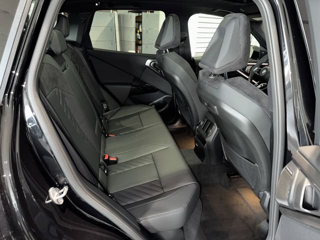 New 2026 Black Sapphire Metallic BMW 30 xDrive image 11