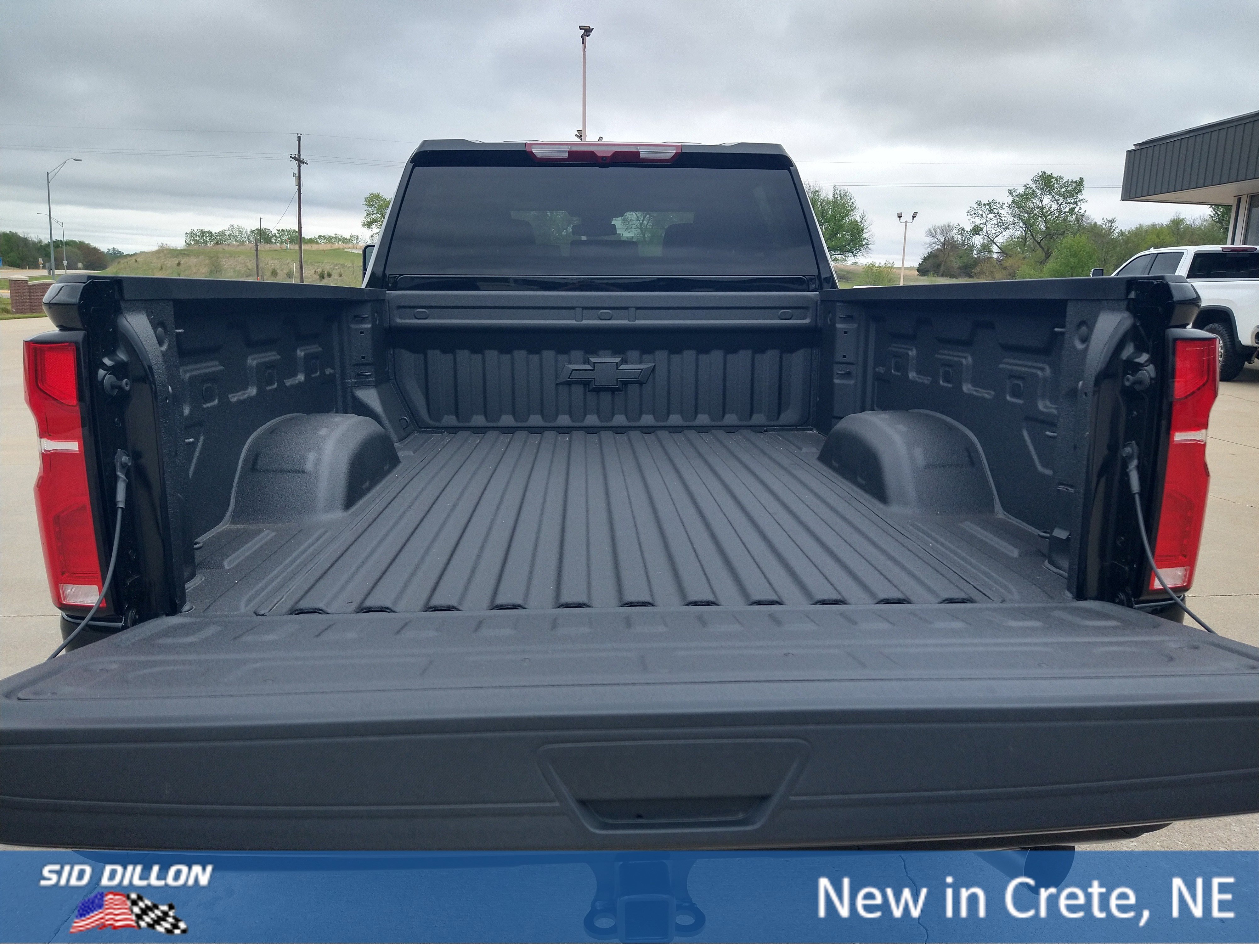 New 2026 Black Chevrolet LT image 18