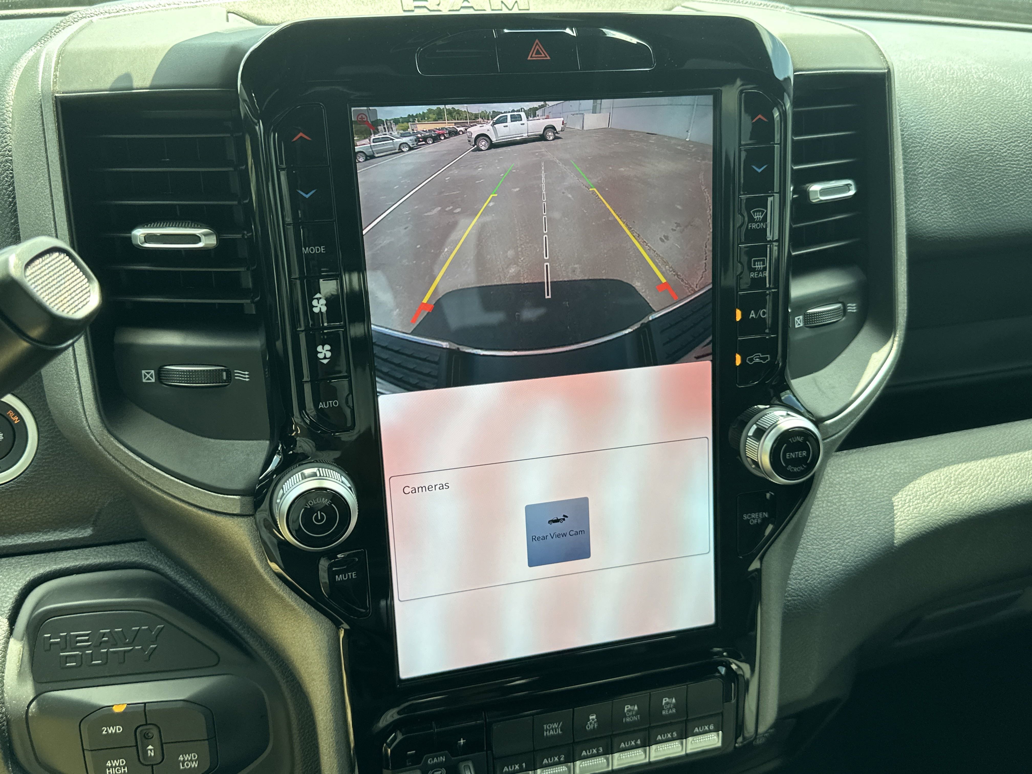 2025 RAM 3500 Tradesman - Photo 25
