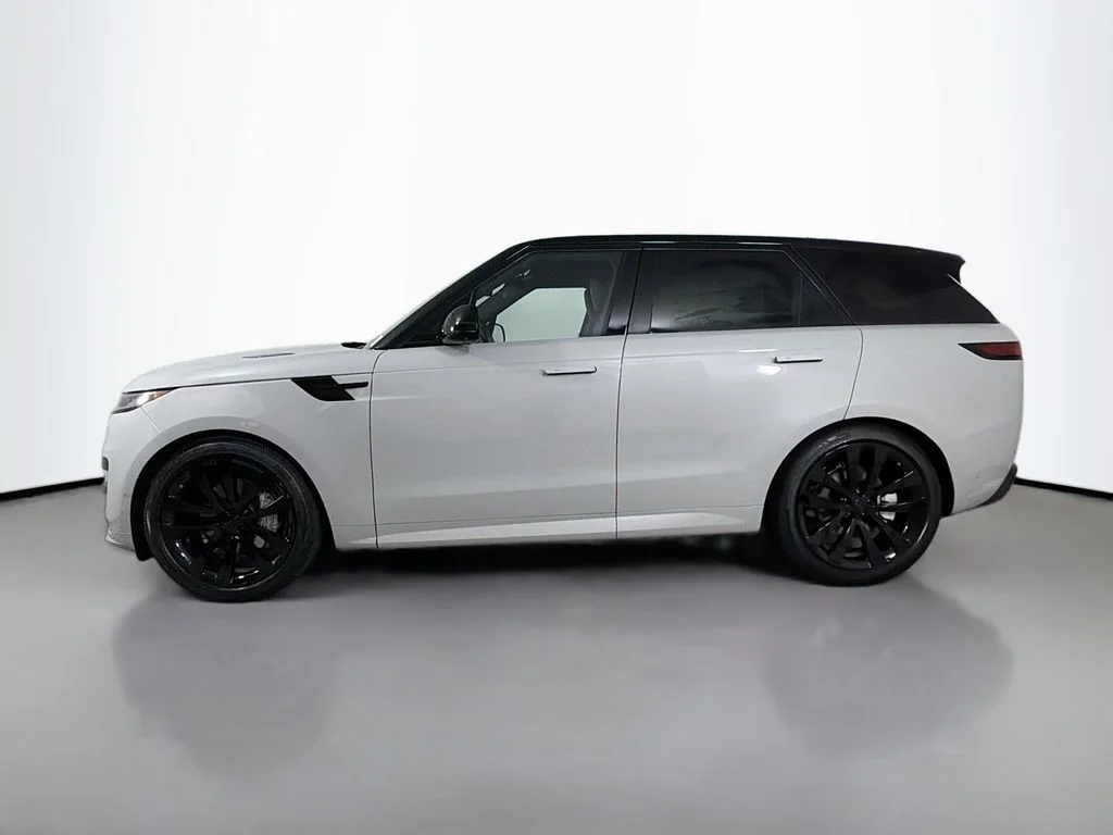 New 2026 Borasco Grey Land Rover Dynamic SE image 8