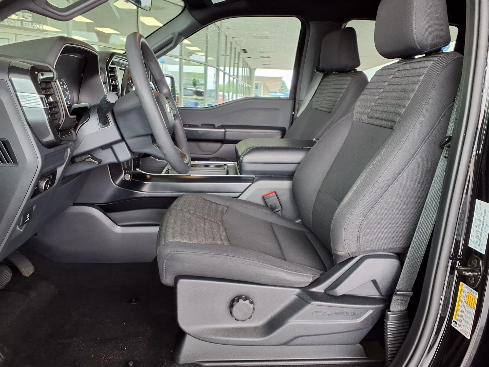 Used 2023 Agate Black Metallic Ford XL image 19