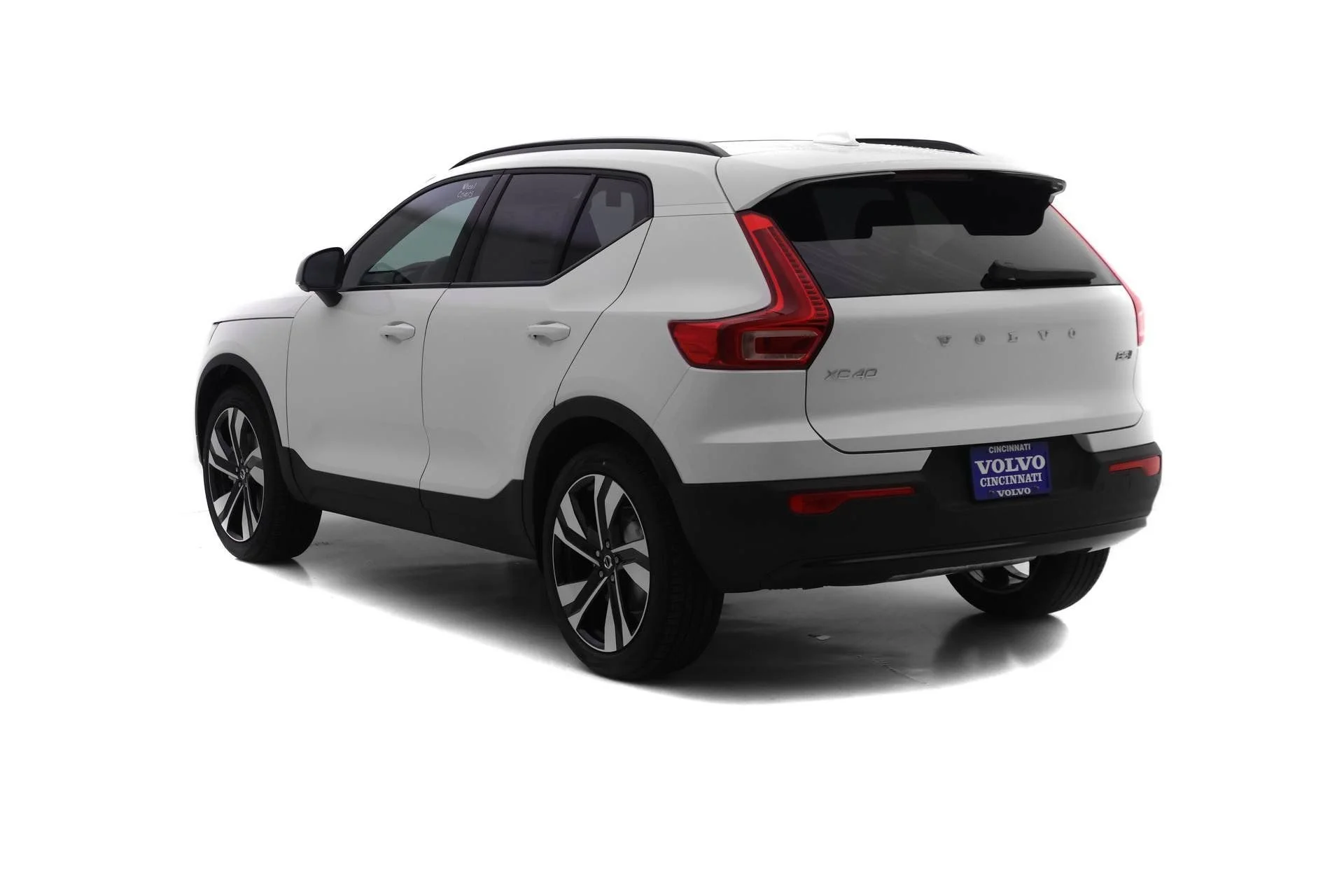 2025 Volvo XC40 Ultra - Photo 5