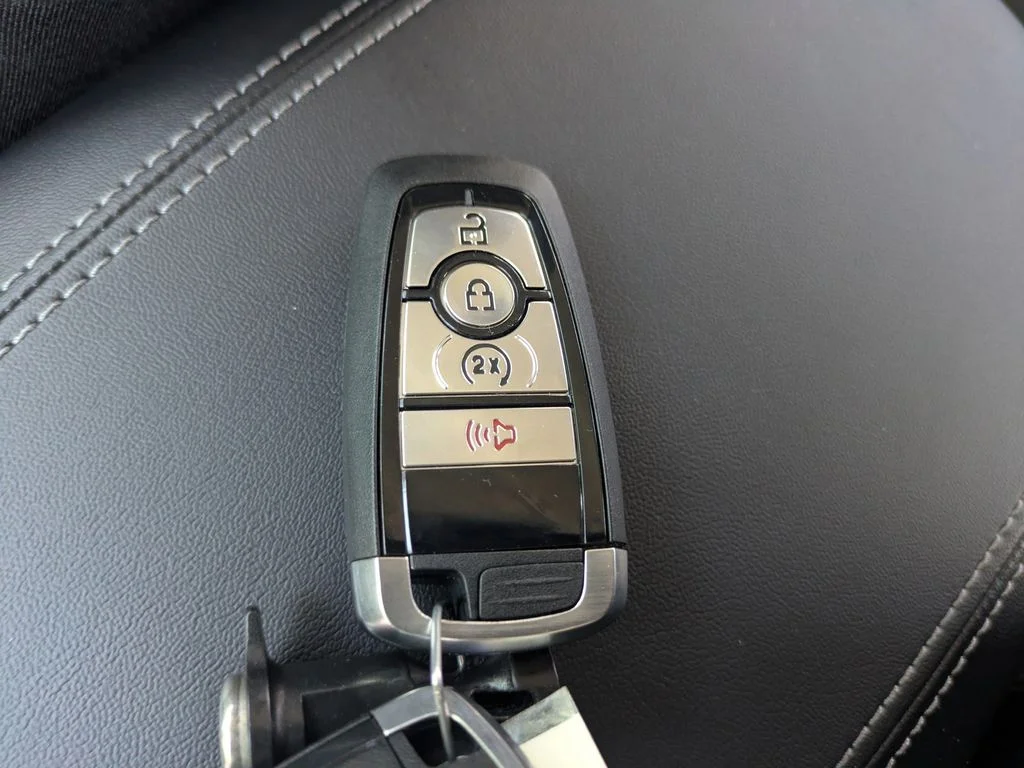 New 2026 Avalanche Ford Lariat image 34