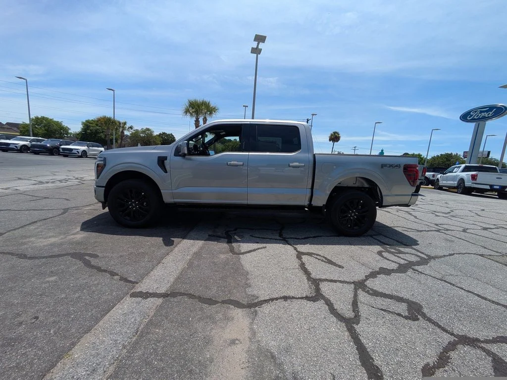 New 2026 Iconic Silver Metallic Ford Lariat image 7