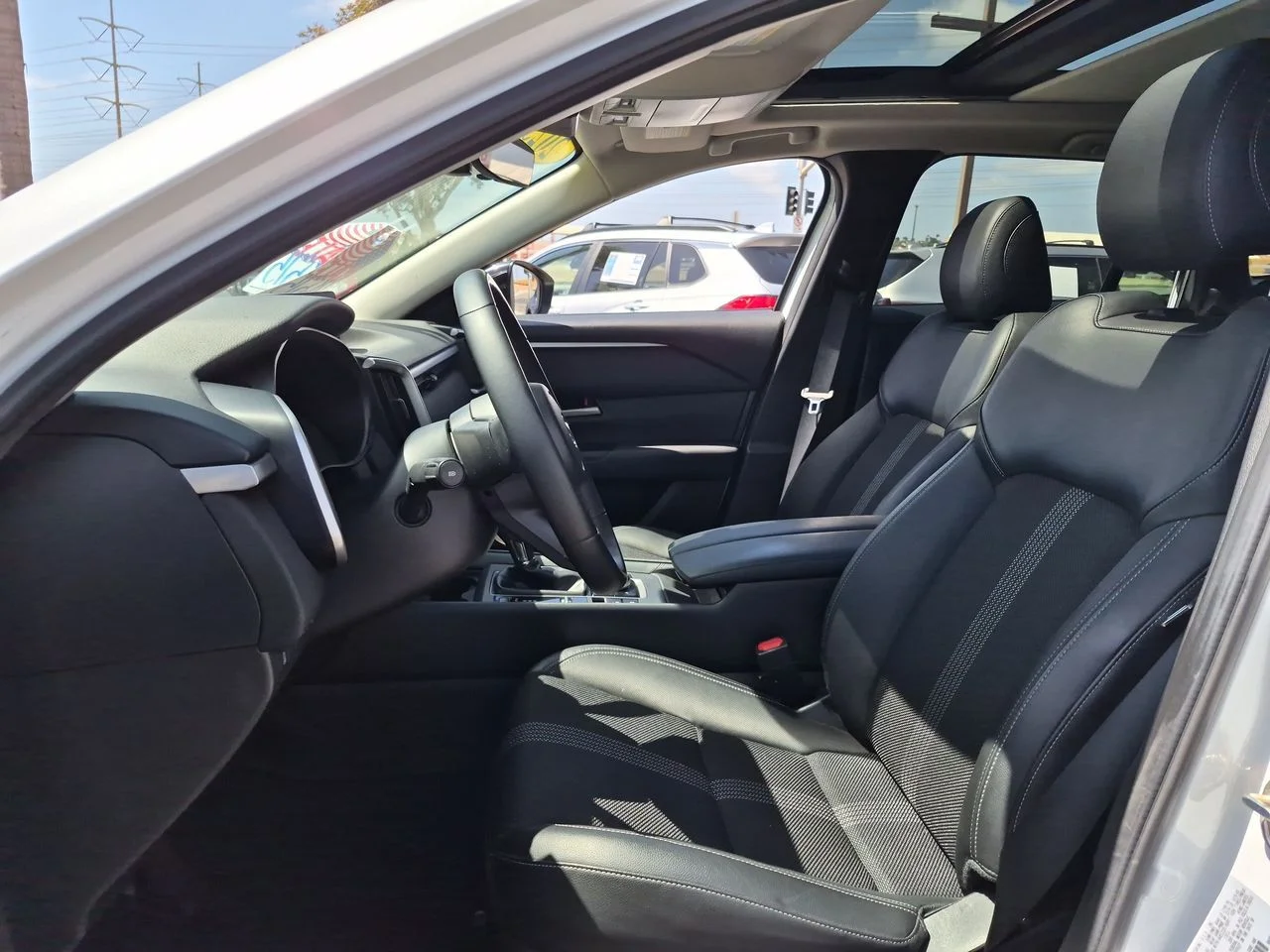 Used 2023 Wind Chill Pearl Mazda 2.5 S Preferred Plus Package image 20