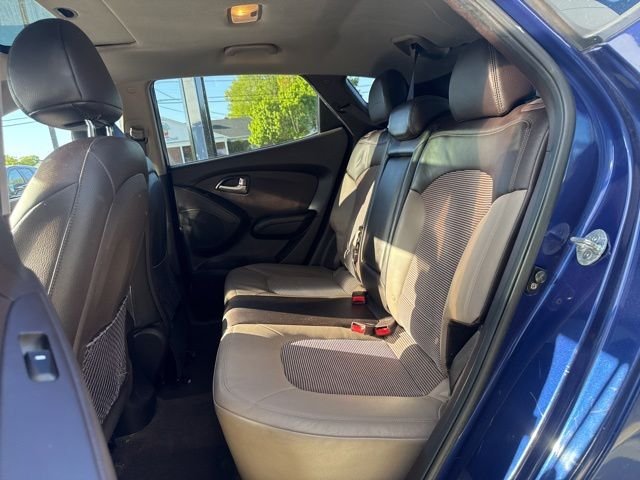 Used 2011 Blue Hyundai GLS image 11