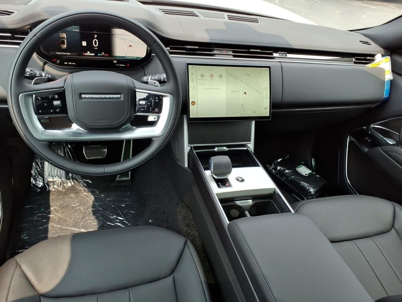 New 2026 Fuji White LAND ROVER SE image 7