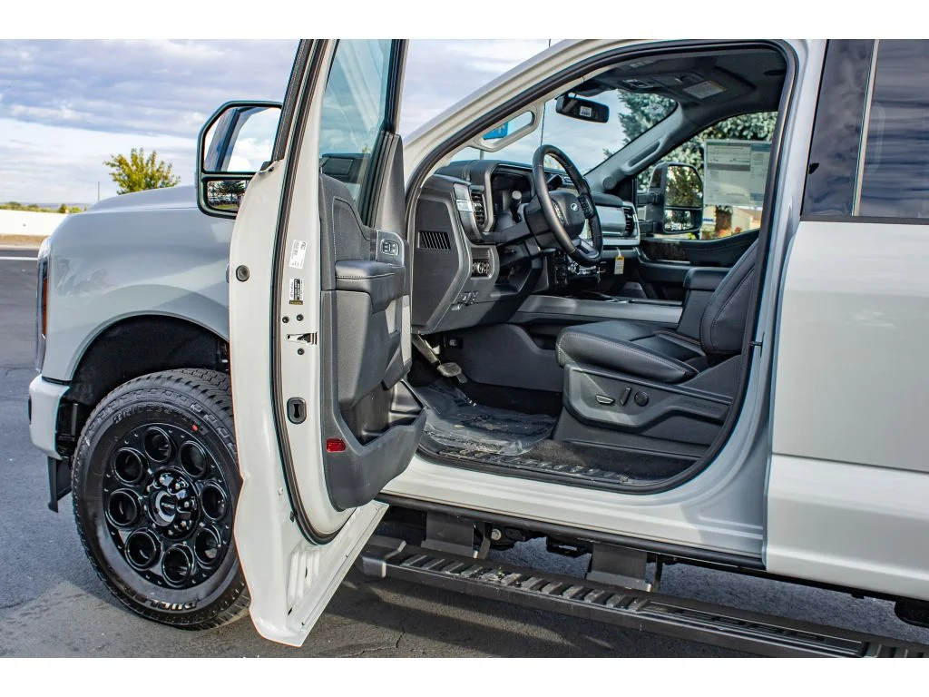 New 2026 Avalanche Ford F-350® Lariat® image 17
