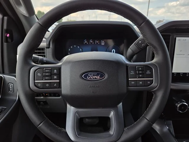 New 2026 Agate Black Metallic Ford XLT image 47