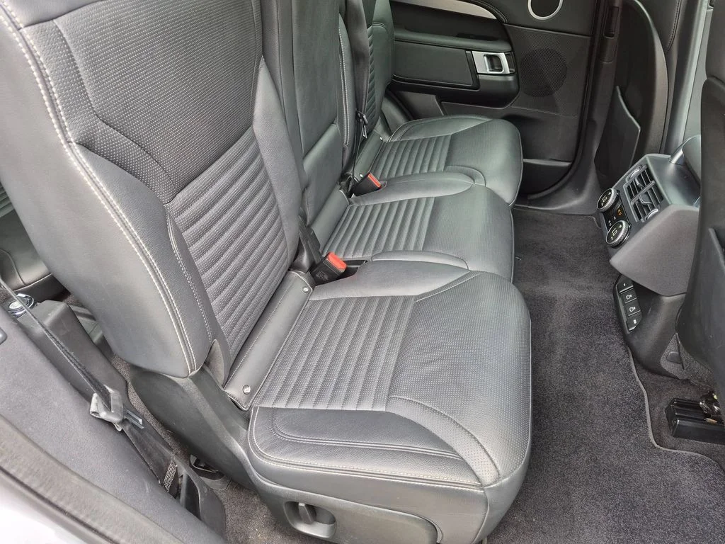 Used 2022 Gray Land Rover S R-Dynamic image 31