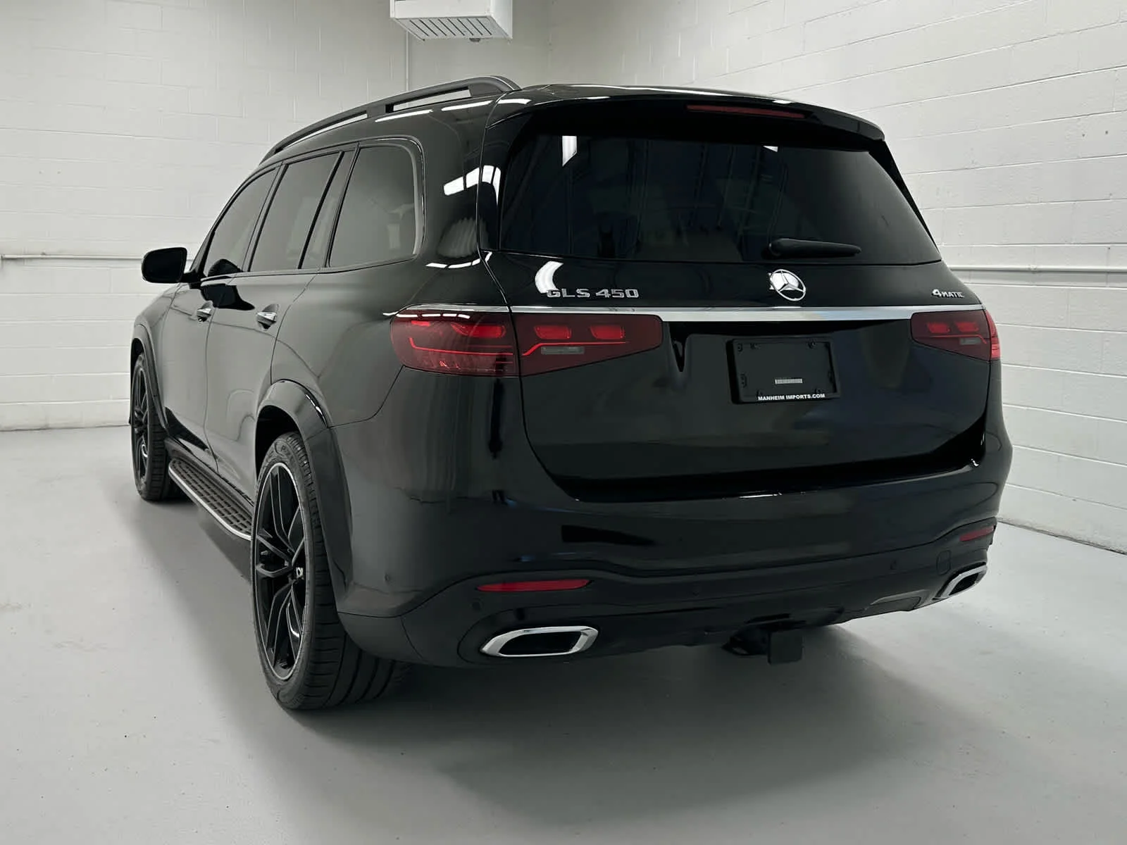 Used 2024 Black Mercedes-Benz GLS 450 image 8