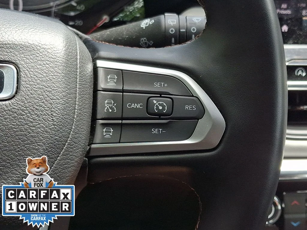 Certified Used 2022 Silver Jeep Limited image 21