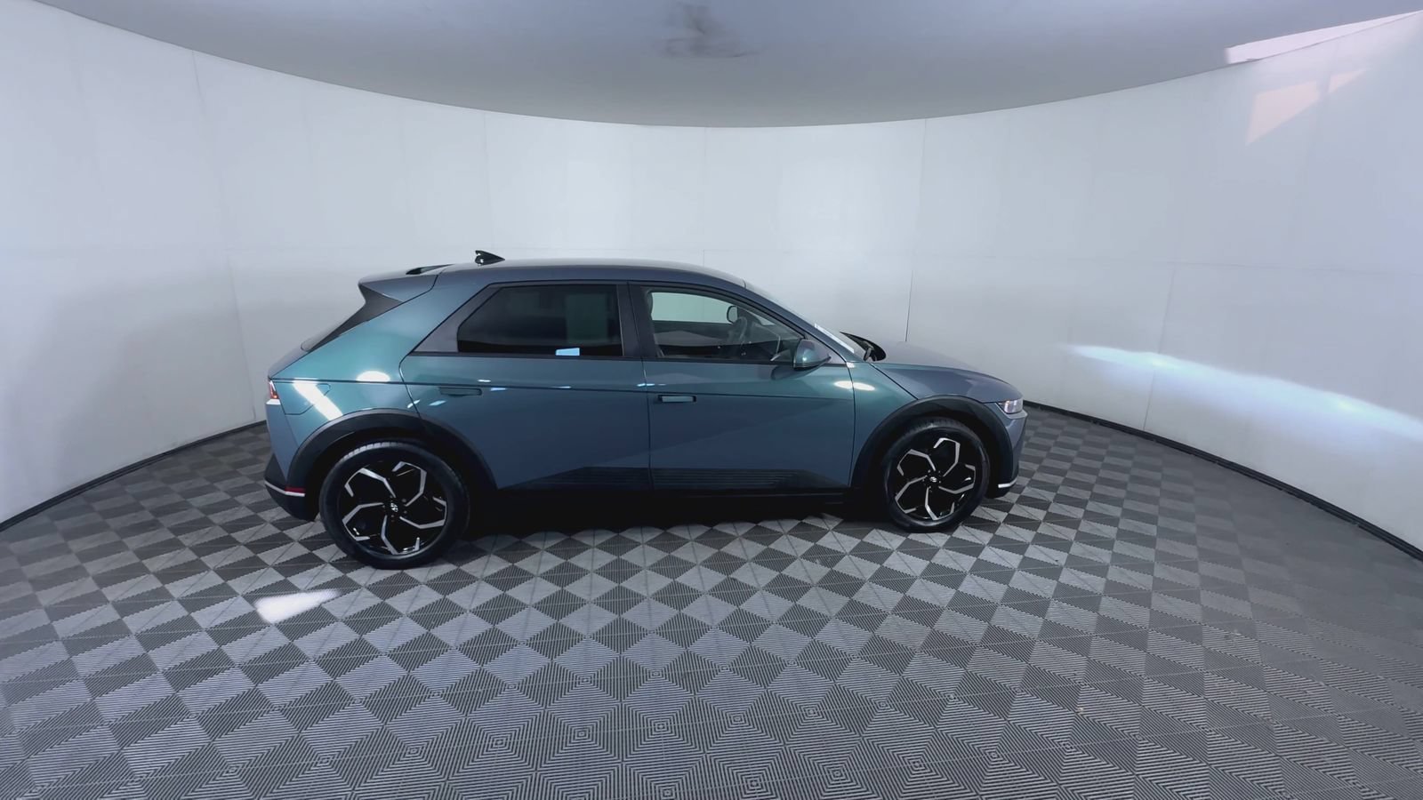 Certified Used 2023 Digital Teal Hyundai SEL image 9