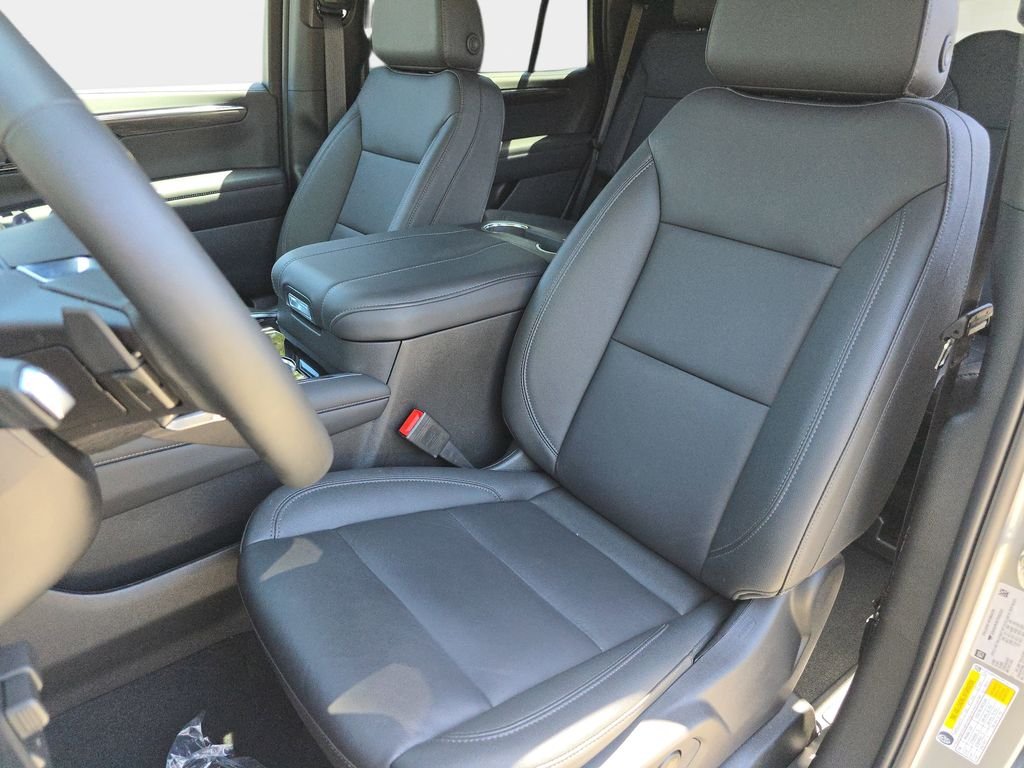 Used 2026 Gray Chevrolet Z71 image 19