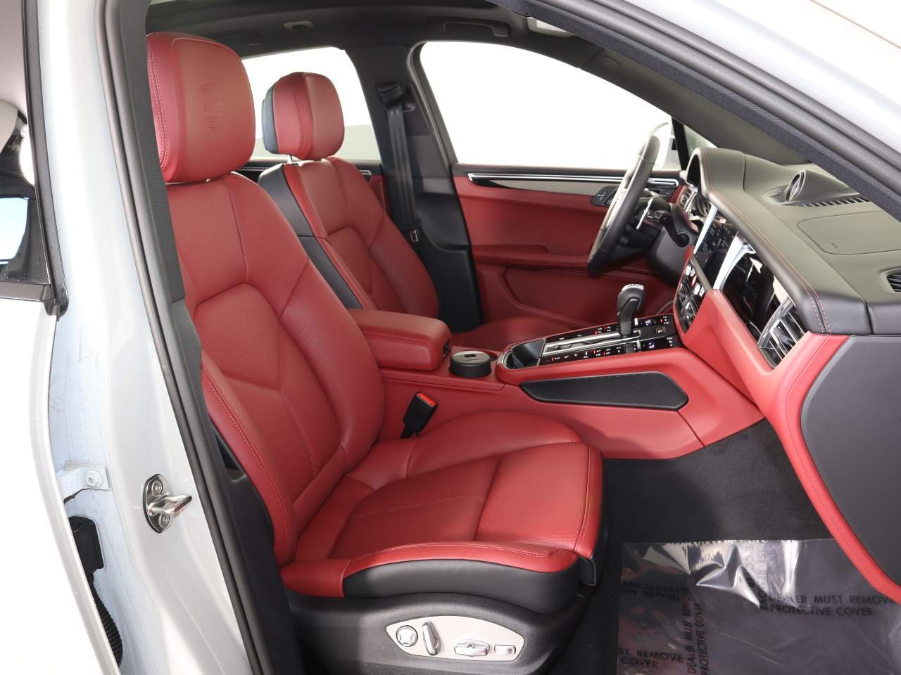 Certified Used 2026 Chalk Porsche Macan S image 19