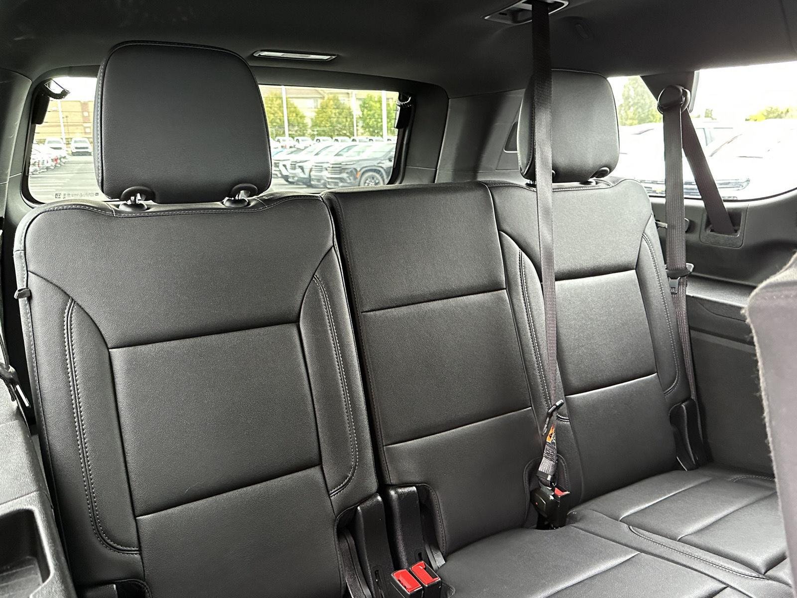 2026 Chevrolet Suburban Z71 - Photo 40