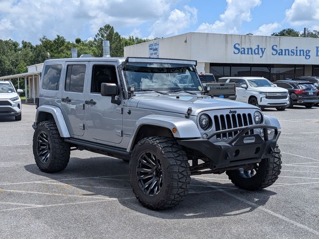 Used 2017 Silver Jeep Unlimited Sahara image 7