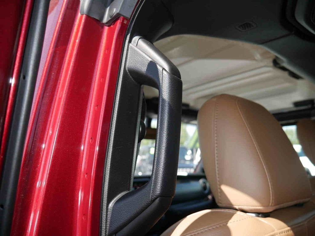 Used 2021 Red Jeep Rubicon image 20