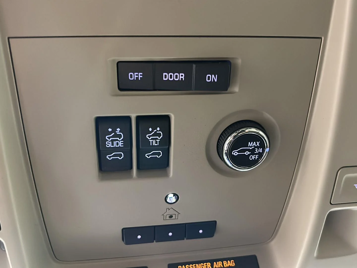 Used 2020 Shadow Metallic Cadillac Premium Luxury image 42