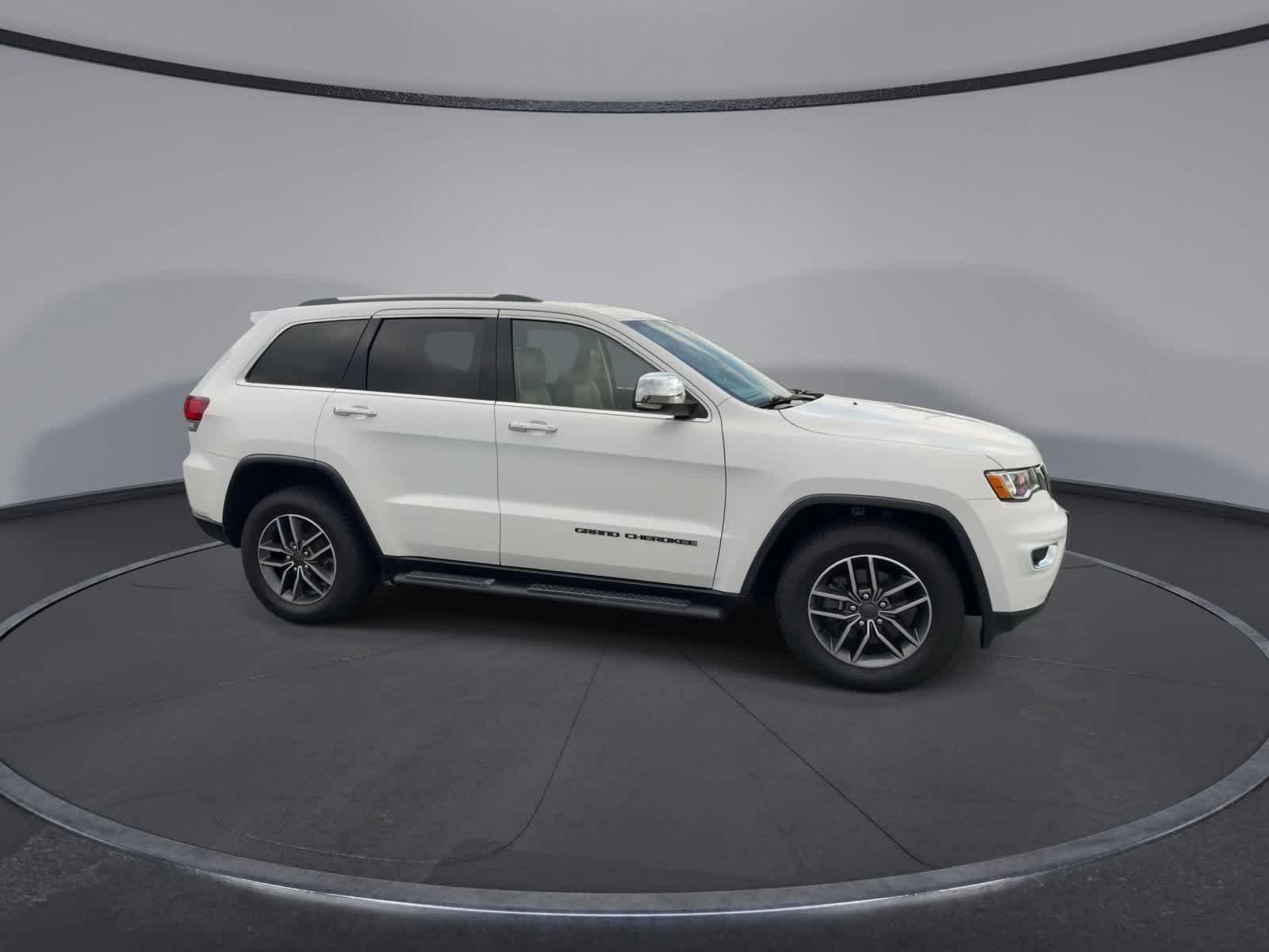 Used 2020 Bright White Clearcoat Jeep Limited image 9