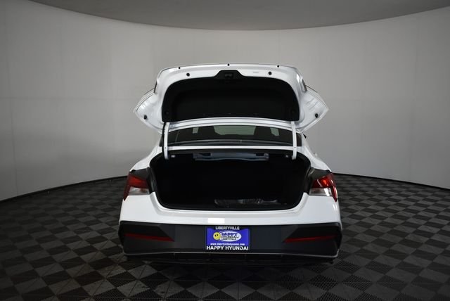New 2026 White Hyundai SEL Sport image 21