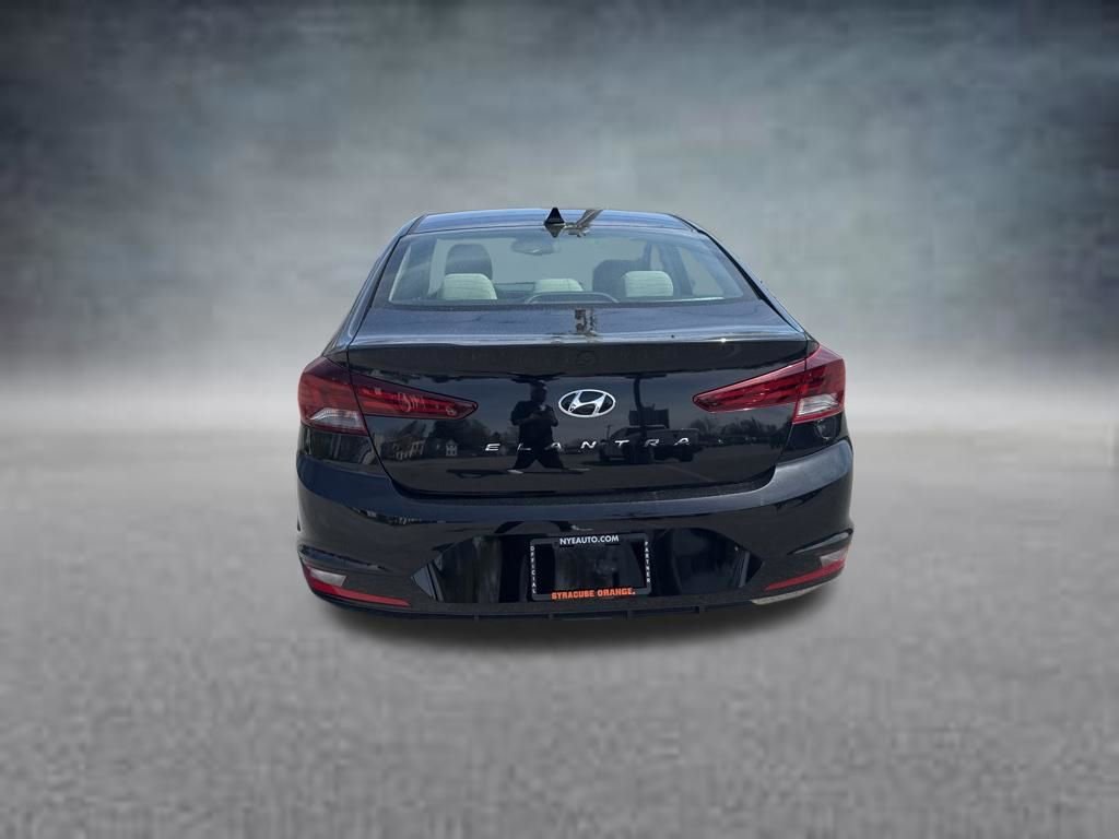 Used 2020 Phantom Black Hyundai Value Edition image 4