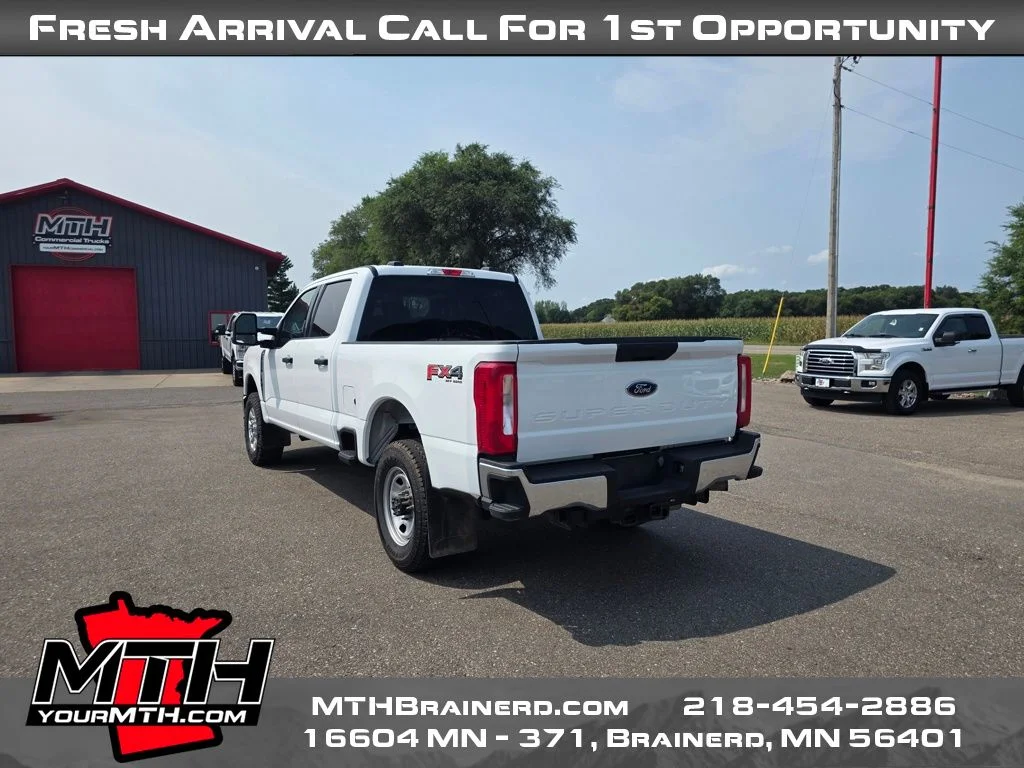 Used 2024 White Ford XLT image 6