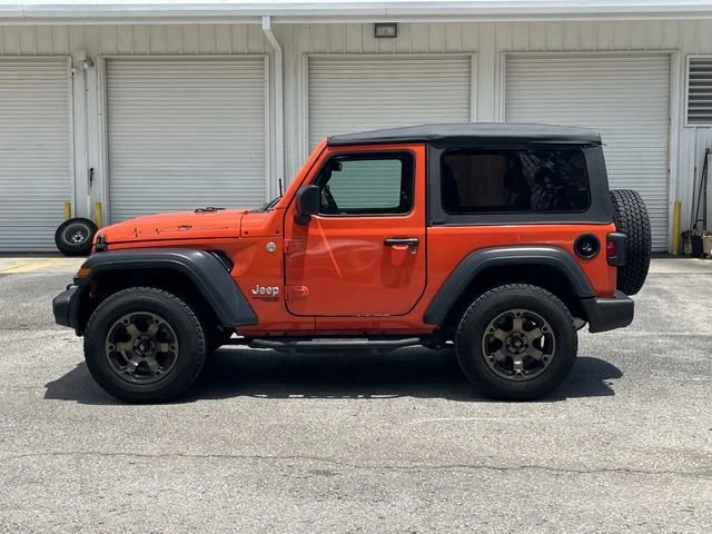 Used 2019  Jeep Sport S image 8