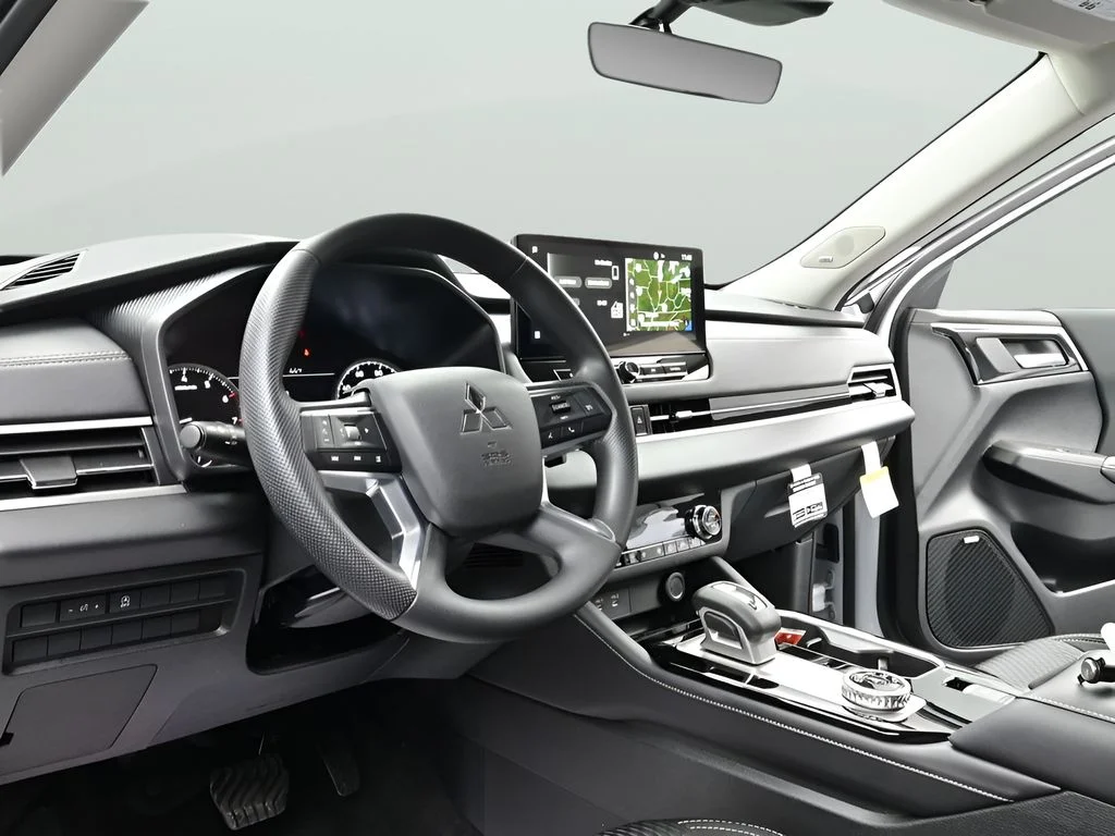 New 2026 White Diamond Mitsubishi ES image 24